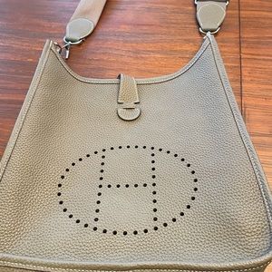 Dupe crossbody bag, gray leather